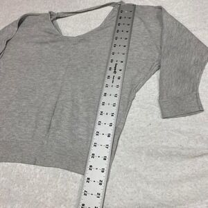 ExpressGrey cropped sweater women small. SKU460